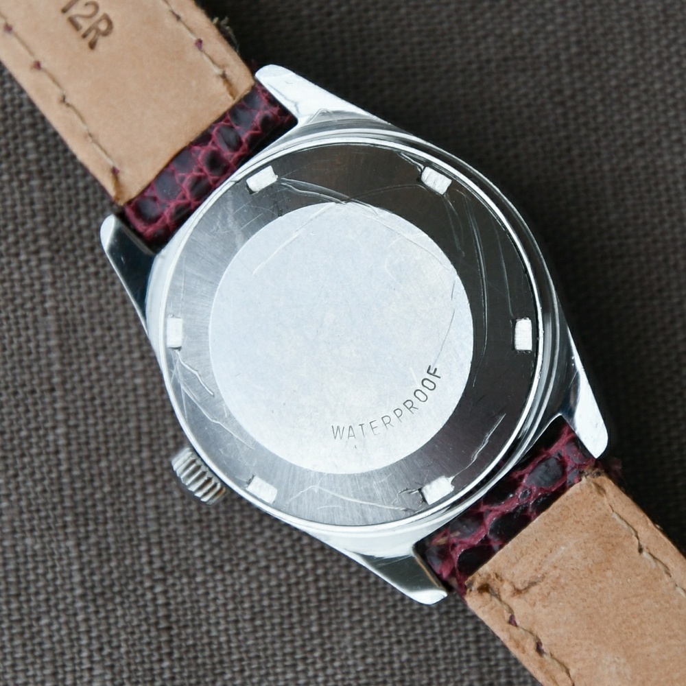SOLD🥀 Vintage Omega 1974 Genève Women's Watch - Picture 5 of 8